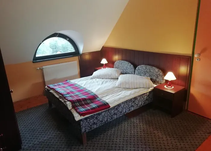 Dworek Sylwia בית אירוח *