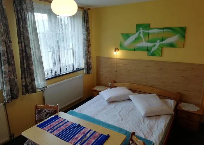 Dworek Sylwia בית אירוח *