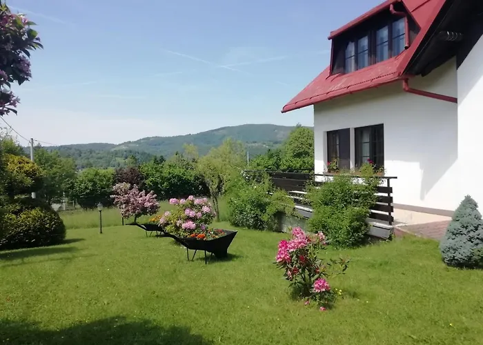 Dworek Sylwia בית אירוח *